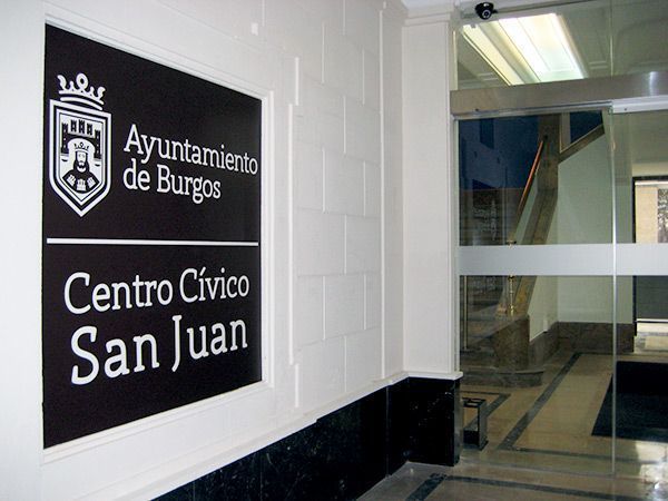 Santos: “La gestión del C.C de San Juan es un auténtico disparate”
