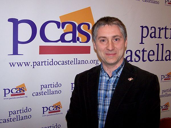 El PCAS aspira a entrar en el Ayuntamiento con Domingo Hernández