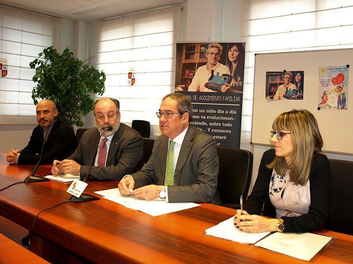 Burgos suma 13 familias al programa de acogimiento pero 9 menores siguen en espera