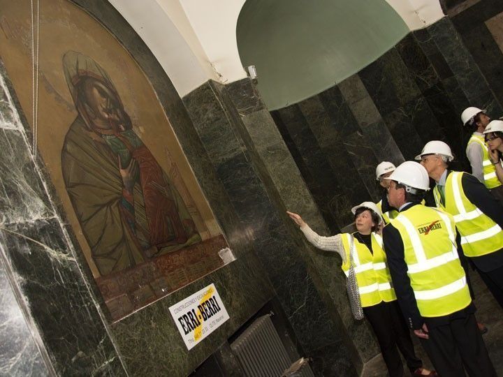 El Monasterio de San Agustín expone los murales de Luis Sáez recuperados del General Yagüe