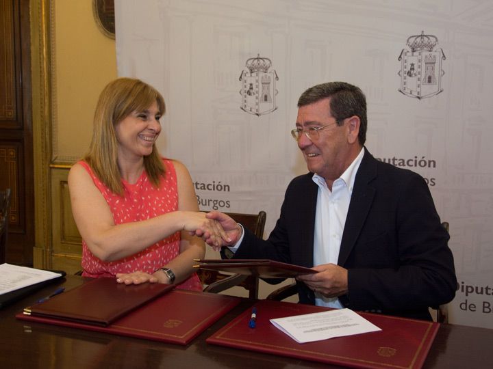 Diputación subvenciona con 74.576 euros la actividad de ACCEM con los inmigrantes