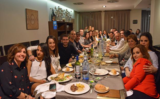 Esta Navidad han aumentado cerca de un 20% las comidas y cenas en los restaurantes/Nuria Estalayo