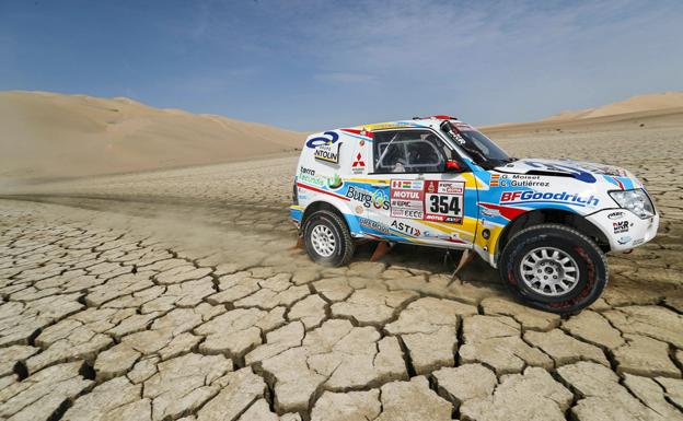 Cristina Gutiérrez necesitó doce horas para superar la cuarta etapa del Dakar/BC