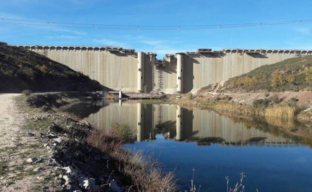 Imagen de las obras en la presa a principios de año/BurgosConecta