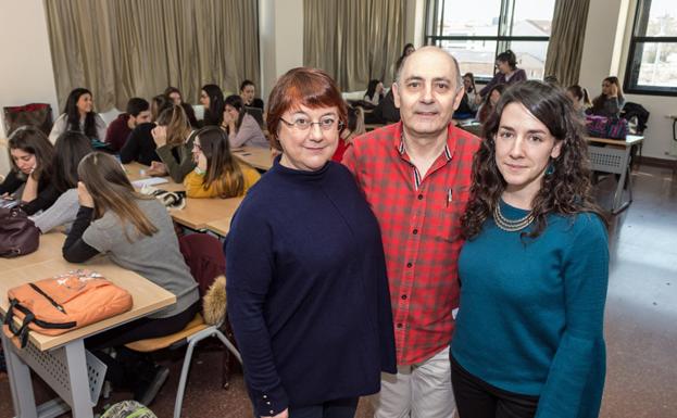 Esther Gómez, Juan Vicente Manzano y Soraya Cámara impartieron el taller/BURGOSCONECTA