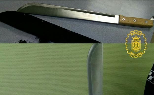La Policía intervino el cuchillo./@PoliciadeBurgos