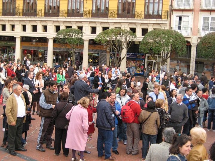 Jornada festiva de Aspanias en la Plaza Mayor