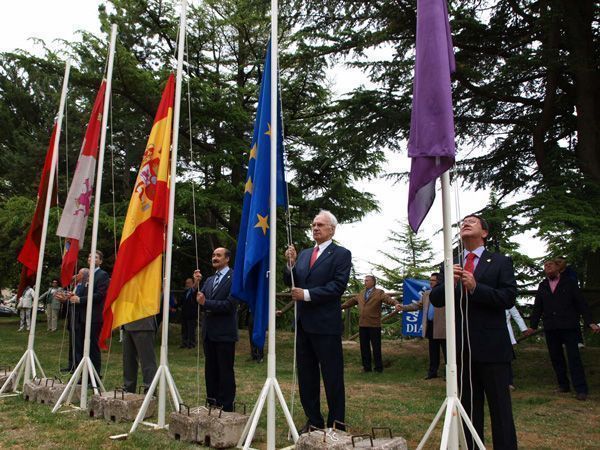 El embajador de Letonia participa en el Día de Europa