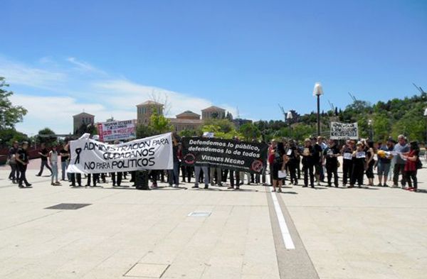 Funcionarios burgaleses se manifiestan en defensa de lo público