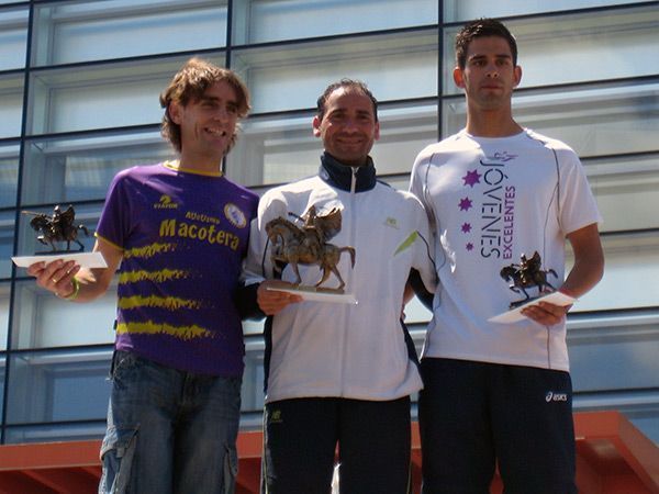 Marcos Sanza se lleva la Media Maratón Ciudad de Burgos