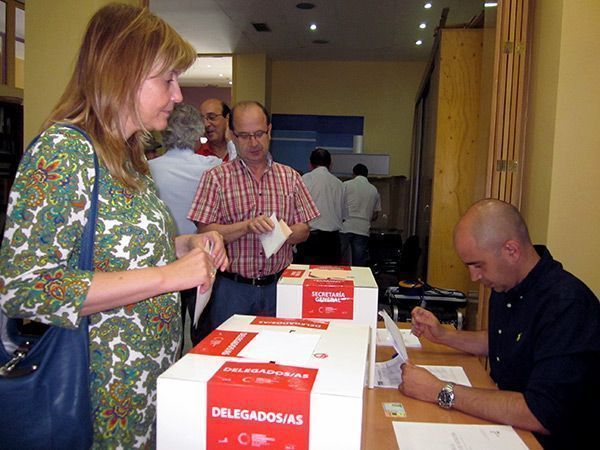 Los socialistas burgaleses eligen a su secretario general