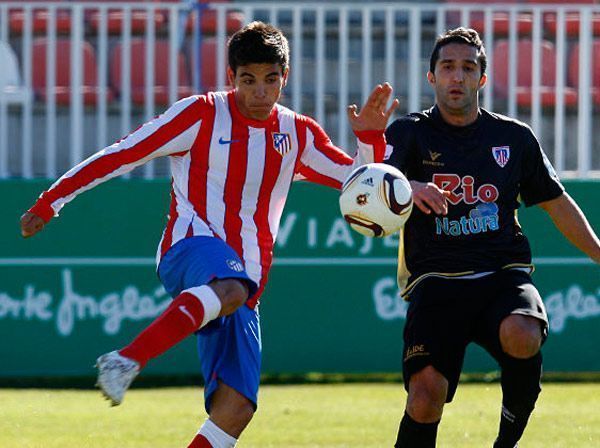 El Mirandés ficha al lateral izquierdo Javi Cantero