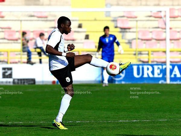 Moke seguirá una temporada más en el Burgos CF