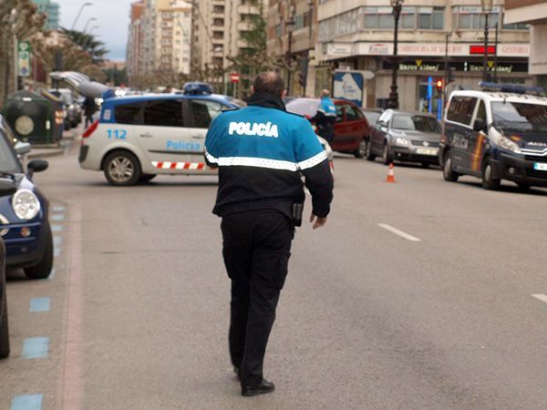 La plantilla de Policía Local es insuficiente, según Santos