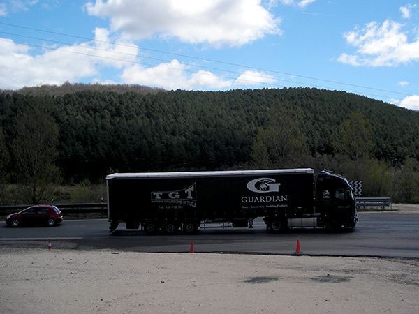 Un accidente cierra parcialmente al tráfico la N-120 en Villafranca Montes de Oca