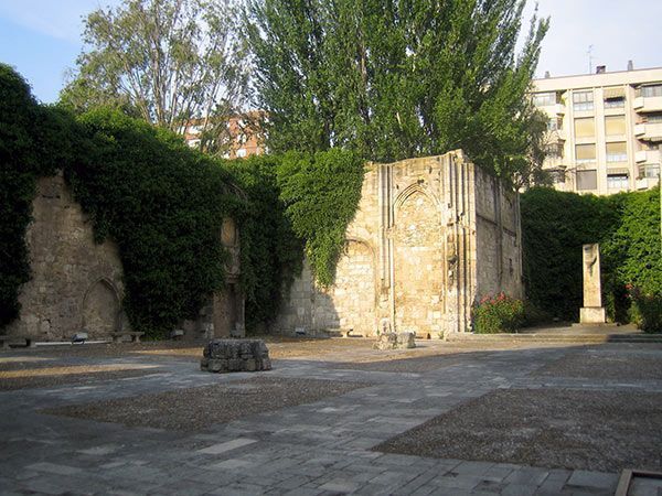 Sale a concurso la cubierta del Monasterio de San Juan