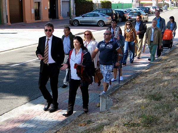 Visita agridulce del alcalde a la Barriada Yagüe