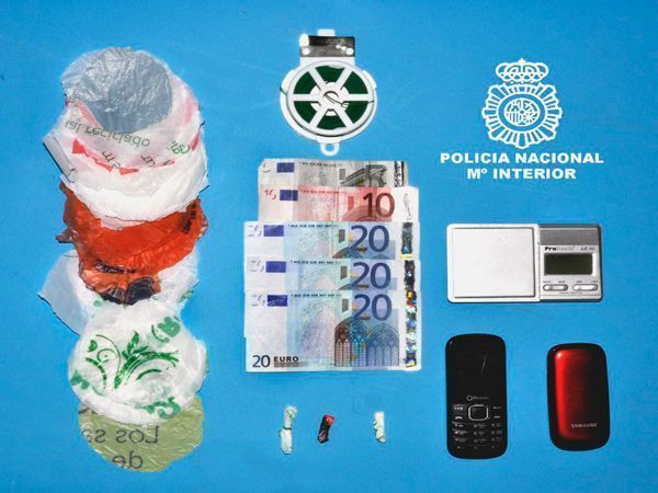 Detenido por vender droga a pequeños consumidores