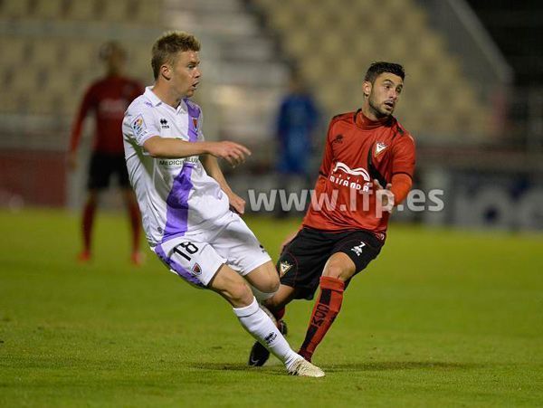 2-0. El Mirandés aleja algunos fantasmas