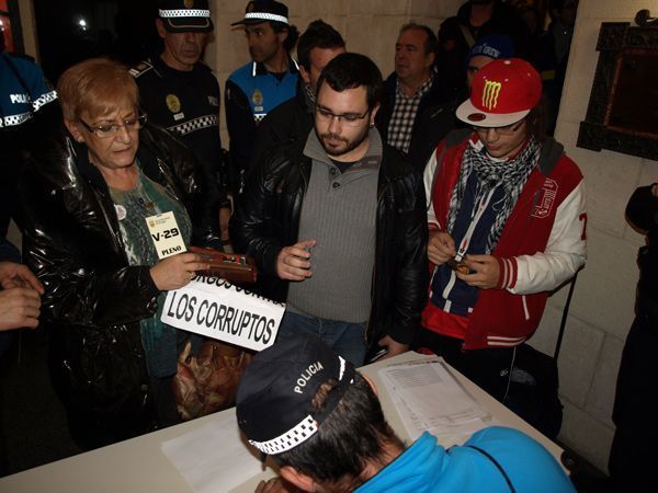 La Plaza de Toros vuelve a entrar en el Salón de Plenos