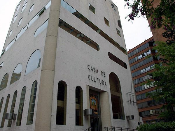 El PSOE denuncia que el IMC organiza actividades sin respaldo económico