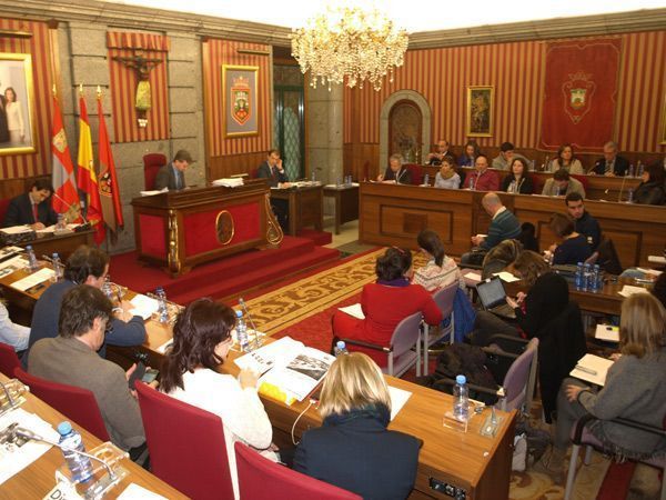 El Pleno del Ayuntamiento aprueba los presupuestos “del futuro”