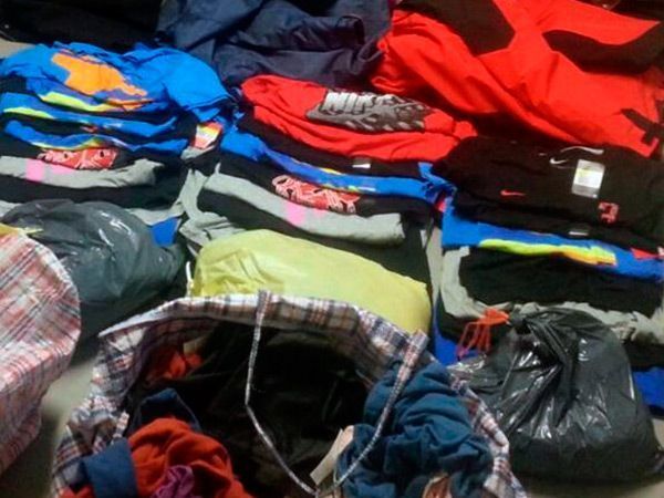 Una mujer acusada de vender ropa robada en el mercadillo