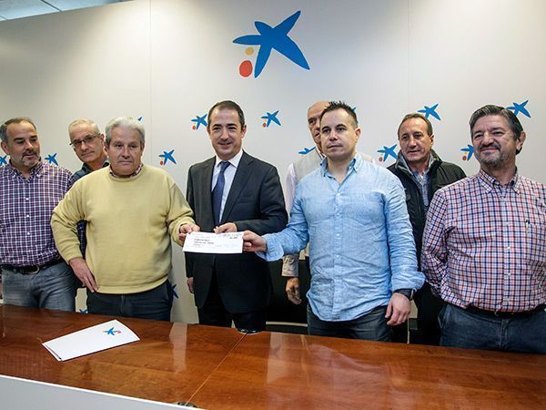 La Caixa entrega 30.000 euros al Comité de Empresa de Campofrío