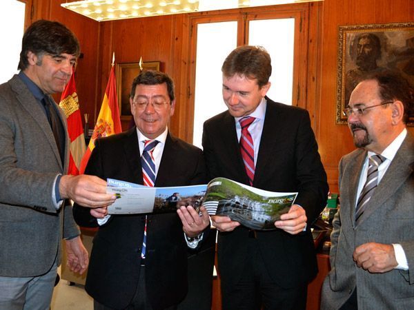 Burgos orienta la FITUR 2015 hacia los “profesionales”