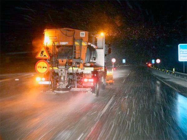 Tres accidentes cierran la A-1 en Oquillas y provocan dos heridos