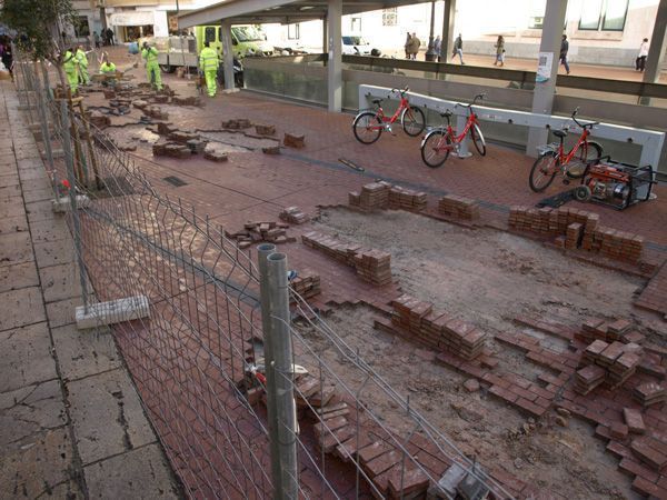 Un nuevo ‘parcheo’ para el clinker de la Plaza de Santo Domingo