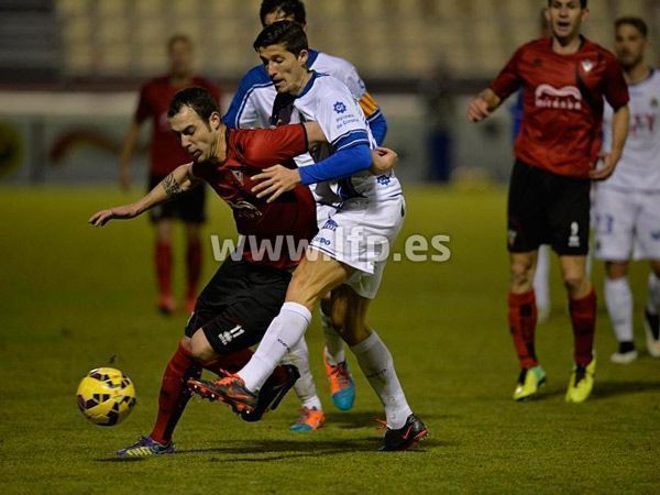 1-0. El Mirandés se asoma a los puestos de play off