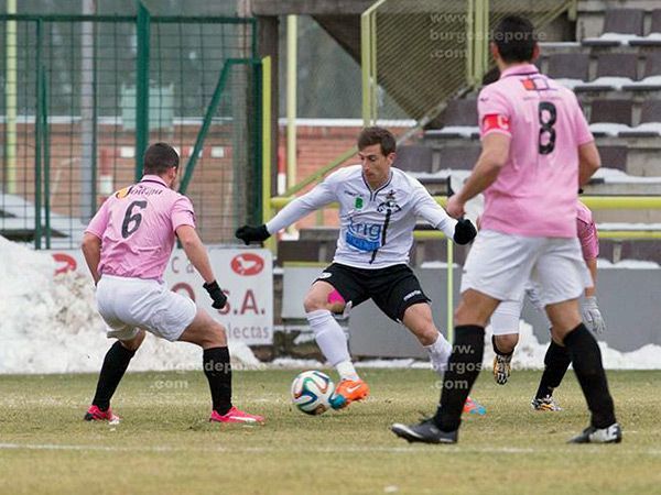 3-0. Un Burgos desconocido ahonda en la herida del Avilés