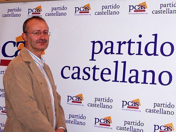 Óscar Palma aspira a ser procurador en las Cortes por el PCAS