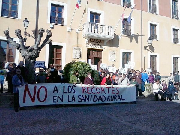 Lerma no se pliega a los recortes en Sanidad