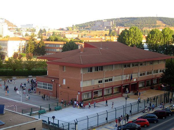 Educación abre el periodo de solicitud de plaza en los centros escolares