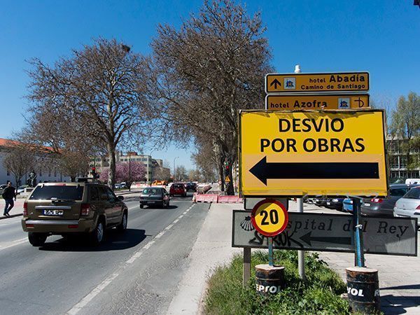 Desvíos del tráfico en Villadiego y Camino de Villalón por las obras del Bulevar