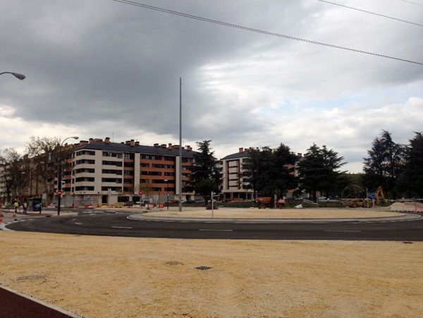 Se reabre la conexión entre el Bulevar y la Carretera de Valladolid con la nueva glorieta