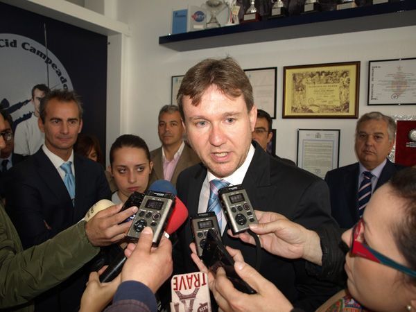 Lacalle confía en que Ciudadanos se abstenga en su investidura como alcalde