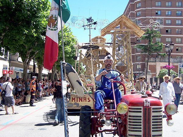 Una explosión de imaginación inunda las calles burgalesas