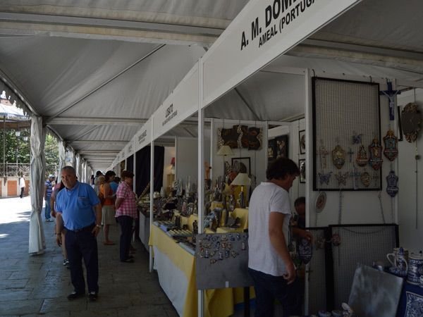 La cerámica invade el Paseo del Espolón