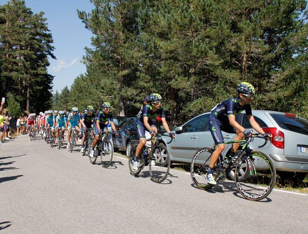 Movistar, Burgos BH, Caja Rural y Murias, ruedas españolas en la Vuelta