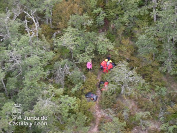 Rescatado un senderista herido en el Monte de los Tejos de Trespaderne