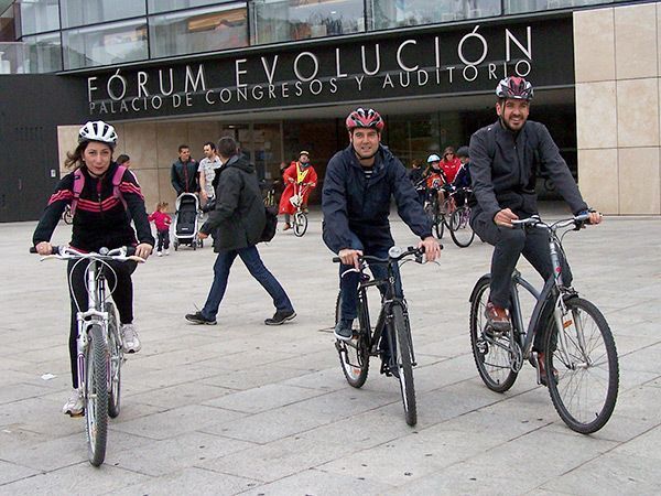 El PSOE reclamará en los próximos presupuestos ampliar el carril bici