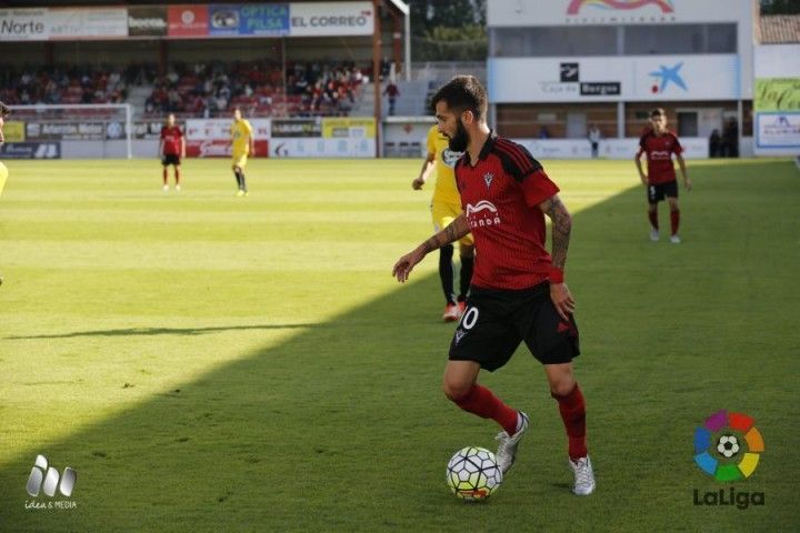 El Mirandés, a mantener su idilio en Mendizorroza