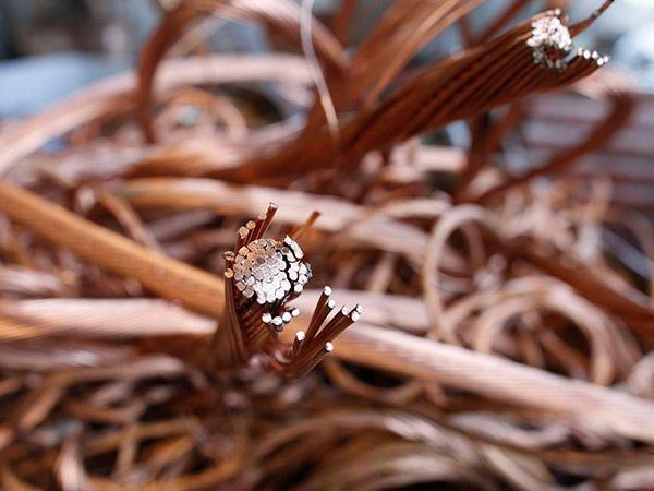 Pillado ‘in fraganti’ cuando sustraía cobre de una grúa de obra