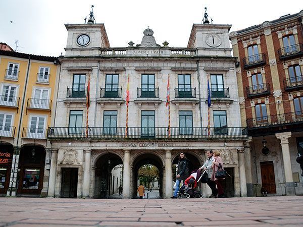 Hacienda desbloquea el pago de las facturas de publicidad