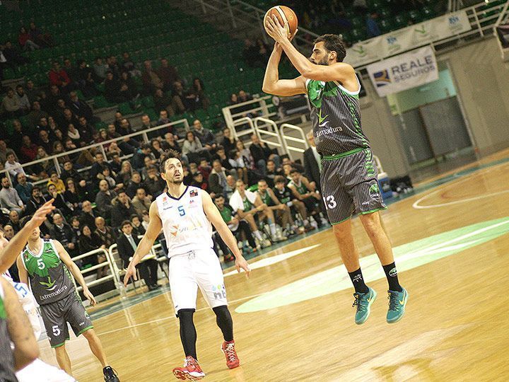 75-68. San Pablo se queda sin su guinda al 2015