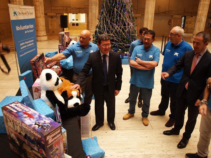 Un total de 322 niños en situación vulnerable tendrán regalos por Reyes