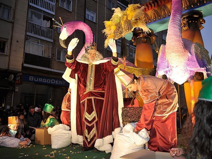 Los Reyes Magos de Oriente ya preparan la Cabalgata de esta tarde